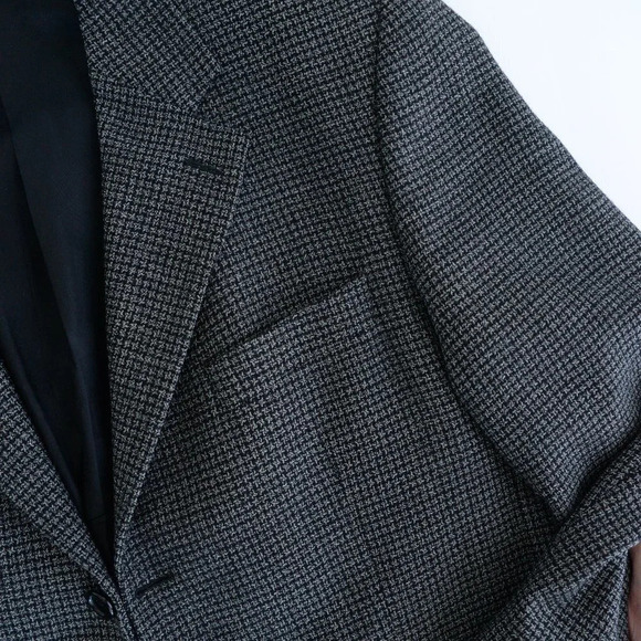 Mantles	Vintage 100% Wool Plaid Black Blazer ~ Sz 44T - Picture 6 of 12